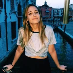 Meet your Posher, Caterina